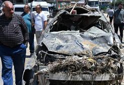 Bir kent kabusu yaşadı! 8 aracı yuttu, hepsi hurdaya döndü