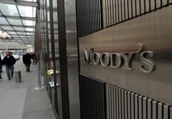 Moody's'ten flaş karar! ABD'nin kredi notu düşürüldü