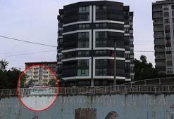 Karadeniz aklı yine iş başında! 38 yıllık kayığını evine taşıdı: 'Bu sitenin adresini herkes bilir'