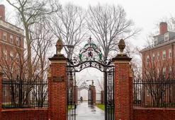 Filistin'e destek gösterileriyle öne çıkan Harvard Üniversitesine 60 milyon dolarlık ek kesinti