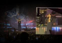 Ablasının ölümünden sonra ilk kez sahnede! Simge gözyaşlarına boğuldu