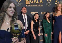 Fenerbahçe'nin yeni transferi Agnieszka Korneluk MVP seçildi! Fotoğrafı viral oldu