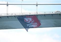 Şampiyon ABB FOMGET'in bayrağı İstanbul Boğazı’nda!