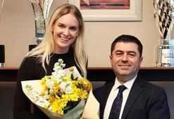 VakıfBank'ta bir ayrılık daha! Yıldız voleybolcuya veda edildi