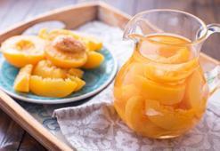 Sıcaklara leziz ve şifalı mola! Kayısı hoşafı sindirimin de kalbin da ilacıymış