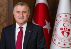 Bakan Bak'tan Fenerbahçe Beko'ya tebrik!