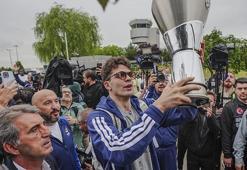 Avrupa Şampiyonu Fenerbahçe Beko yurda döndü