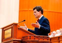 Romanya'nın yeni cumhurbaşkanı Nicuşor Dan, yemin ederek göreve başladı