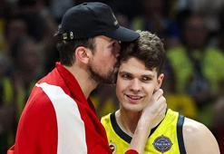 Fenerbahçe'nin yıldızları EuroLeague şampiyonluğunu yorumladı! İşte sezonun kırılma maçları