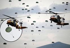 Erciyes'te nefes kesen an! 14 ülke izledi, onlarca asker paraşütle indi