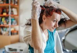 Saç boyarken kokuyu sıfırlamak mümkün! 2'sini birlikte kullanın, daha rahat