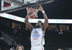 Anadolu Efes, Basketbol Süper Ligi'nde yarı finalde!