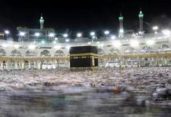 Suudi Arabistan'da 75 bini aşkın kişi hacdan geri gönderildi