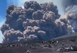 Etna Yanardağı patladı