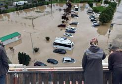 Trabzon'da sel felaketi! Kayıp 1 kişi aranıyor