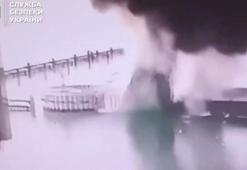 Ukrayna'dan bir büyük saldırı daha! Kırım'daki kritik köprü su altı bombasıyla havaya uçuruldu