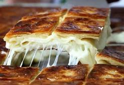 Bayram sofralarına yakışacak en lezzetli su böreği! Hamuru asla yırtılmıyor