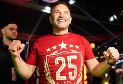 Galatasaray’da Okan Buruk ve Abdullah Kavukcu, Osimhen için İtalya'da!