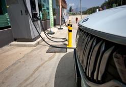 Türkiye'de satılan her 10 otomobilden 4'ü elektrikli ya da hibrit