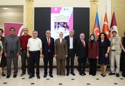 Bakan Göktaş Bakü'de öğrencilerle bir araya geldi