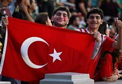 Türk taraftarlar, Meksika maçında tribünde!