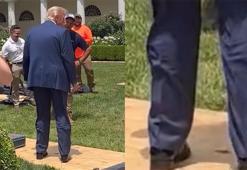 Trump’ın pantolonu sosyal medyayı karıştırdı: Bacağındaki gizem