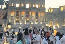 Bayramda tarihe yoğun ilgi