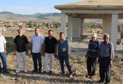 Çamura para gömdüler! 25 köylü ile anlaştı, çukur kazıp ortadan kayboldu