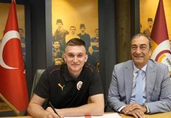 Can Koç resmen Galatasaray'da! 2 yıllık imza