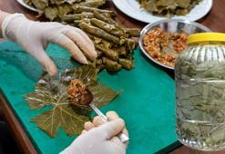 Yaprağı tuzla ezmek tarih oldu! Rulo yöntemiyle aylarca zahmetsiz taptaze kalıyor