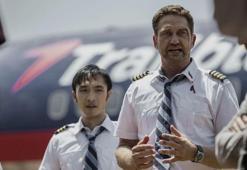 Uçak filmi konusu ve oyuncu kadrosu! Uçak (Plane) filmi kaç yılında çekildi?