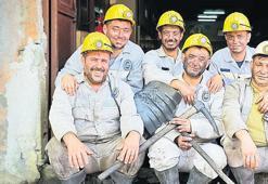 Omuz omuza madende çalışıyorlar