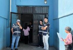 LGS'den manzaralar... Geç kalan öğrencilerin panik anları