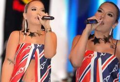 Fazla kilolarından kurtulan Demet Akalın’dan bikinili paylaşım