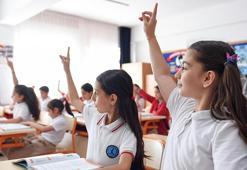 Son dakika okul haberleri: Okullara forma zorunluluğu var mı? 2025-2026 Eğitim yılında okulda serbest kıyafet yasak mı?