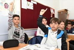 Ortaokul kayıt tarihleri 2025-2026 açıklandı mı? Ortaokul kayıtları ne zaman başlıyor, hangi ayda? 2025-2026 MEB ortaokul kayıtları nasıl yapılır? Çocuğum hangi ortaokula gidecek nasıl öğrenebilirim?