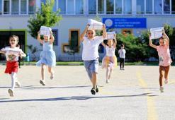 YAZ TATİLİ NE ZAMAN BİTECEK? ☀️ 2025-2026 okullar ne zaman açılacak? MEB açıkladı