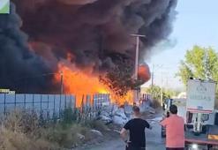 Kentte yangın büyüyor! Dumanlar ve alevler her yeri sardı