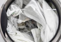 Kar beyazı çamaşırların sırrıymış! Makineye 1 tane eklemek yetiyor