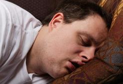 Horlamayı dilinizle durdurun! 3 gecede etki ediyor, yatmadan 30 saniye önce yapın