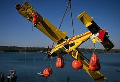Adana'da uçak baraj gölüne düşmüştü! Uçağın enkazı böyle çıkarıldı