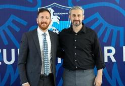 Serkan Özbalta'nın imza töreninden kareler