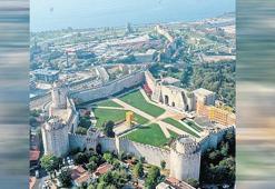 Yedikule Hisarı sanata açılıyor