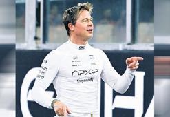 Pitt’in evi soyuldu