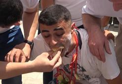 Damadın başına gelmeyen kalmadı: Düğünde soğuk suyla yıkandı, kıyafetleri kesildi