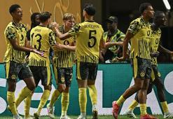 Borussia Dortmund, Guirassy ile çeyrek finale yükseldi