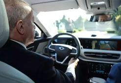 Cumhurbaşkanı Erdoğan Togg'un yeni modeli ile deneme sürüşü yaptı
