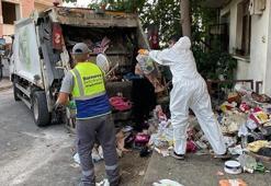 7 yılın çöpü temizlendi! 4 kişinin yaşadığı kötü kokulu ev kamyonlarla tahliye edildi