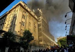 Mısır'da iletişim merkezinde yangın: Ülke genelinde kesintiler yaşanıyor!