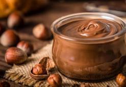 Şeker yok, çikolatası çok! Sürerken ekmeğin üzerinde kayacak, 8 dakikada hazır